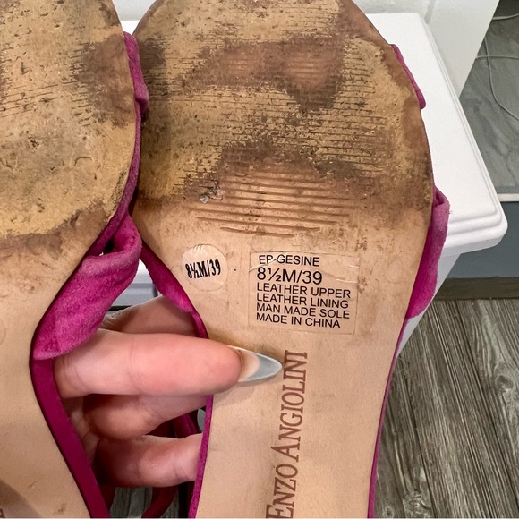 Fuschia Suede Enzo Angiolini Strappy Heels - Picture 6 of 7